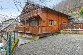 Chalet de 3 chambres avec terrasse amenagee et wifi a Orlu